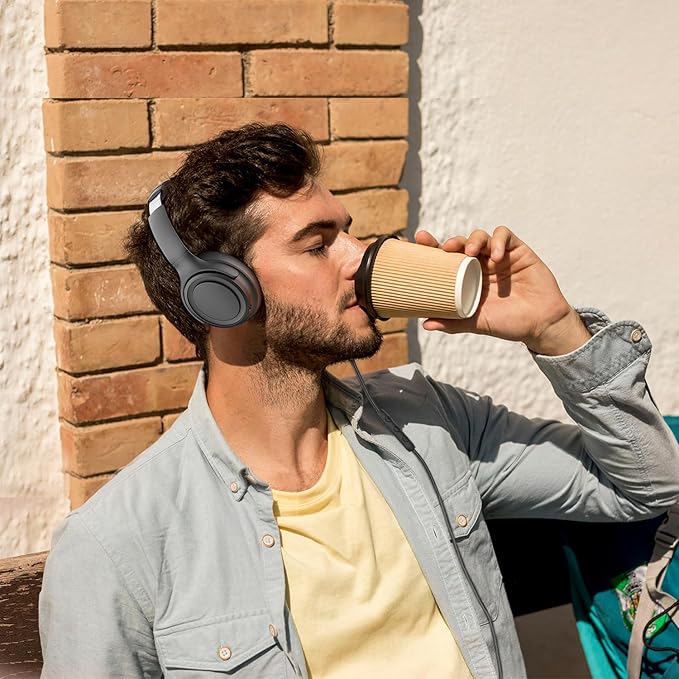 Wired Over-Ear Headphones with USB C Connector, Hi-Fi Stereo Sound, Noise-Isolating Ear Cups, Comfortable Fit for USB C Devices (No Bag, Black)