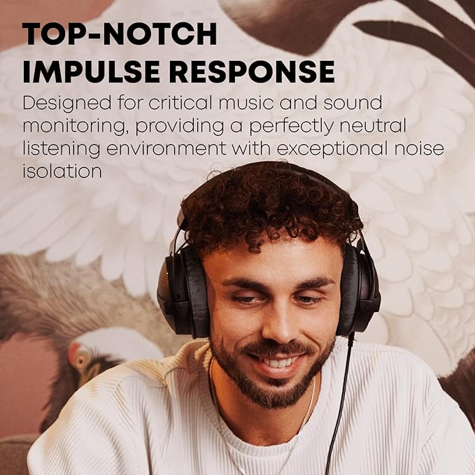 beyerdynamic DT 770 PRO - 250 OHM LE DT 770 Pro 250 ohm Professional Studio Headphones (Limited Black Edition)