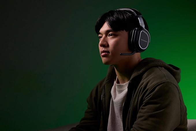 Turtle Beach Stealth 700 Gen 3 Wireless Multiplatform Amplified Gaming Headset for Xbox Series X|S, Xbox One, PC, PS5, Mobile – 60mm Drivers, AI Noise-Cancelling Mic, Bluetooth, 80-Hr Battery – Black