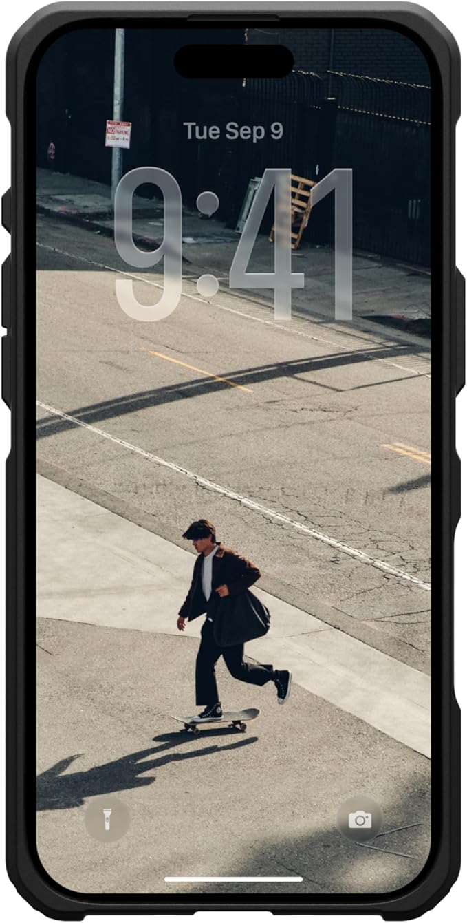 URBAN ARMOR GEAR UAG Designed for iPhone Air Case Metropolis LT - Compatible with MagSafe Military Grade Protective Cover, Kevlar Black