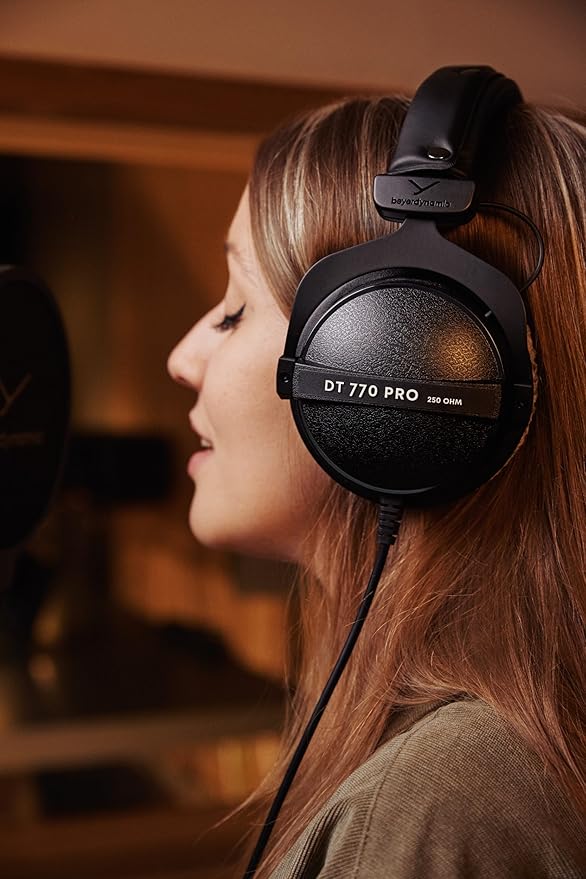 Beyerdynamic DT 770 Pro 250 ohm Closed-back Studio Mixing Headphones