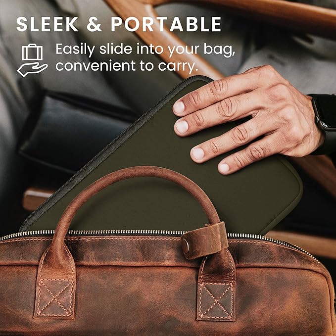 kwmobile Neoprene Pouch Compatible with 8"-8,4" Tablet - Universal Sleeve Case Cover with Zipper for Tablet - Dark Green